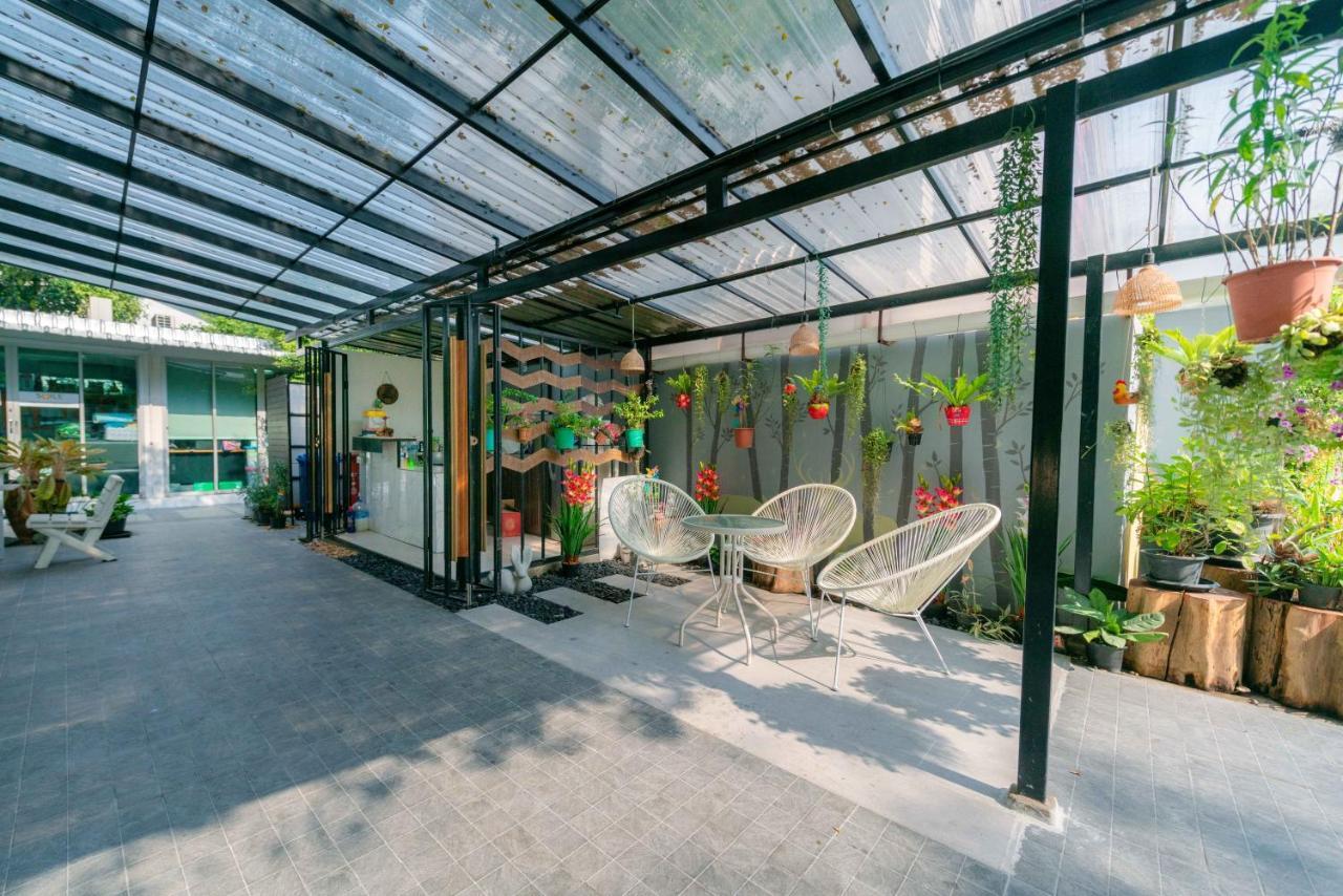 Baansabai Ramaiv Aparthotel Bangkok Kültér fotó