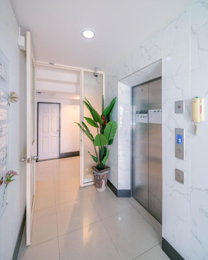 Baansabai Ramaiv Aparthotel Bangkok Kültér fotó